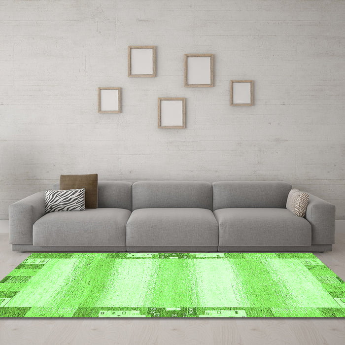 Machine Washable Solid Green Modern Area Rugs in a Living Room,, wshabs398grn
