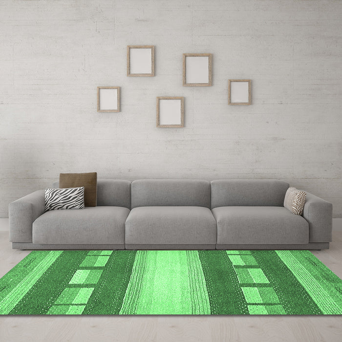 Machine Washable Abstract Emerald Green Modern Area Rugs in a Living Room,, wshabs399emgrn
