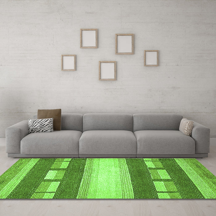Machine Washable Abstract Green Modern Area Rugs in a Living Room,, wshabs399grn