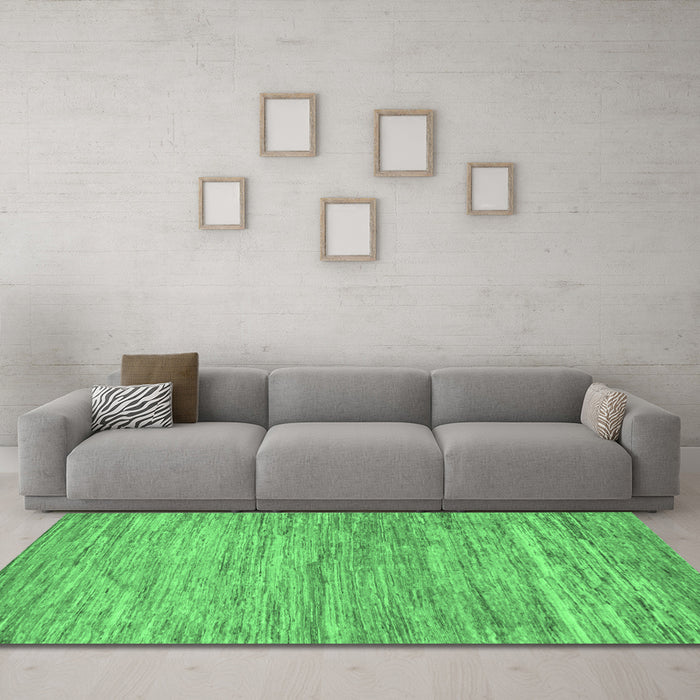 Machine Washable Abstract Emerald Green Modern Area Rugs in a Living Room,, wshabs39emgrn