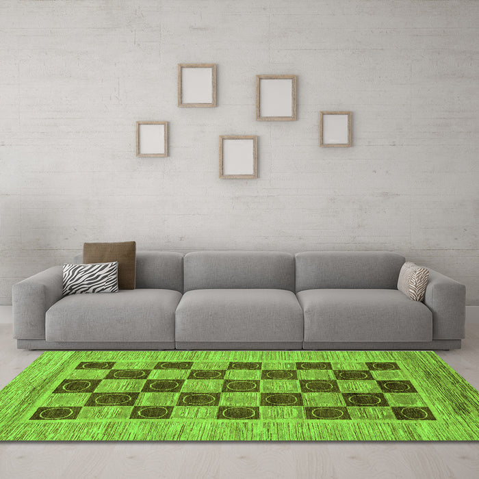 Machine Washable Checkered Green Modern Area Rugs in a Living Room,, wshabs3grn