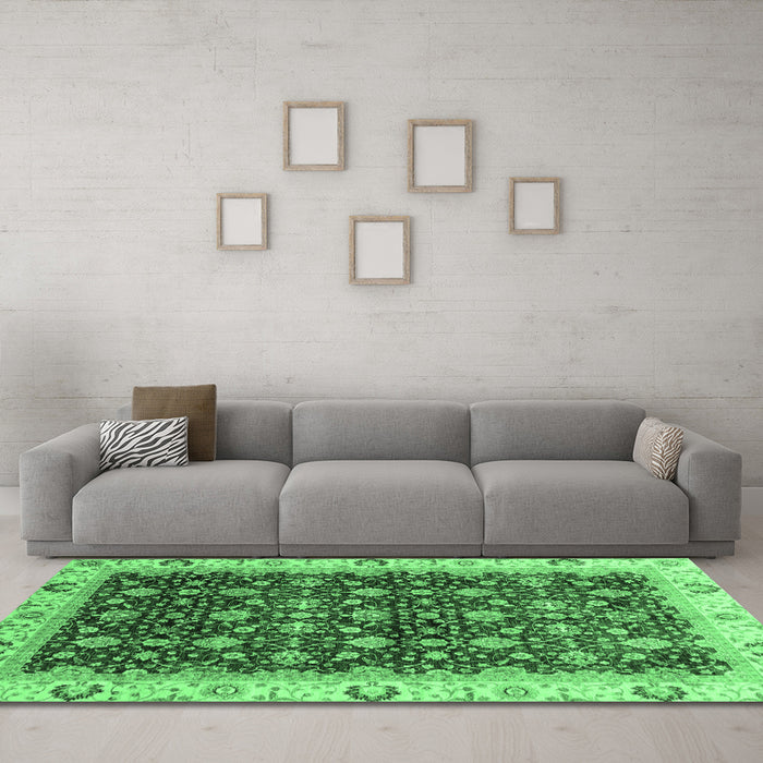 Machine Washable Abstract Emerald Green Modern Area Rugs in a Living Room,, wshabs4001emgrn