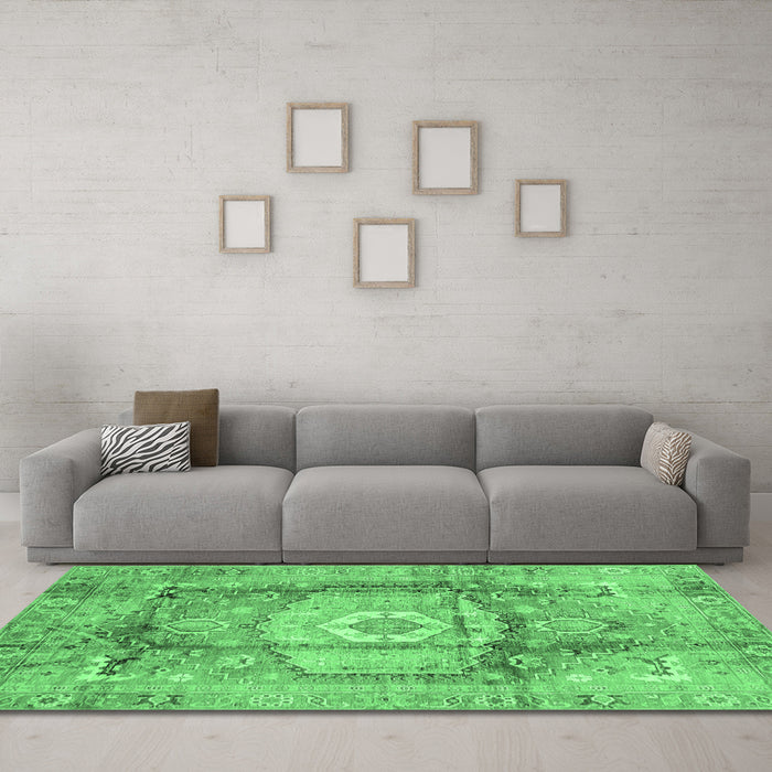 Machine Washable Abstract Emerald Green Modern Area Rugs in a Living Room,, wshabs4013emgrn