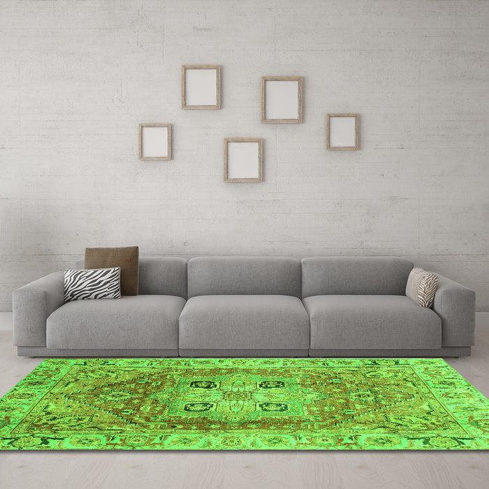 Machine Washable Abstract Green Modern Area Rugs in a Living Room,, wshabs4014grn
