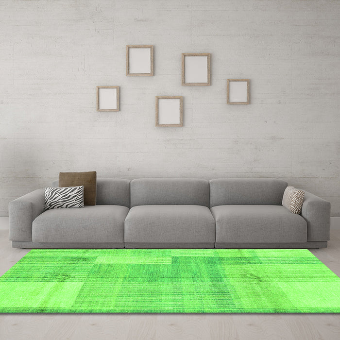 Machine Washable Checkered Green Modern Area Rugs in a Living Room,, wshabs4025grn