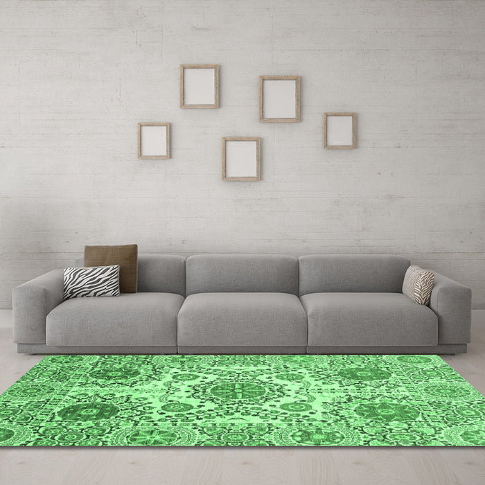 Machine Washable Abstract Emerald Green Modern Area Rugs in a Living Room,, wshabs4028emgrn