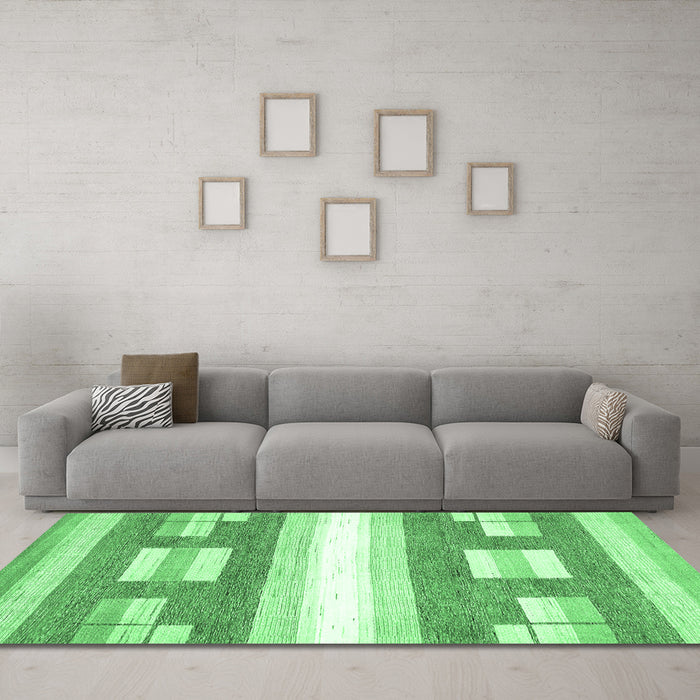 Machine Washable Solid Emerald Green Modern Area Rugs in a Living Room,, wshabs402emgrn
