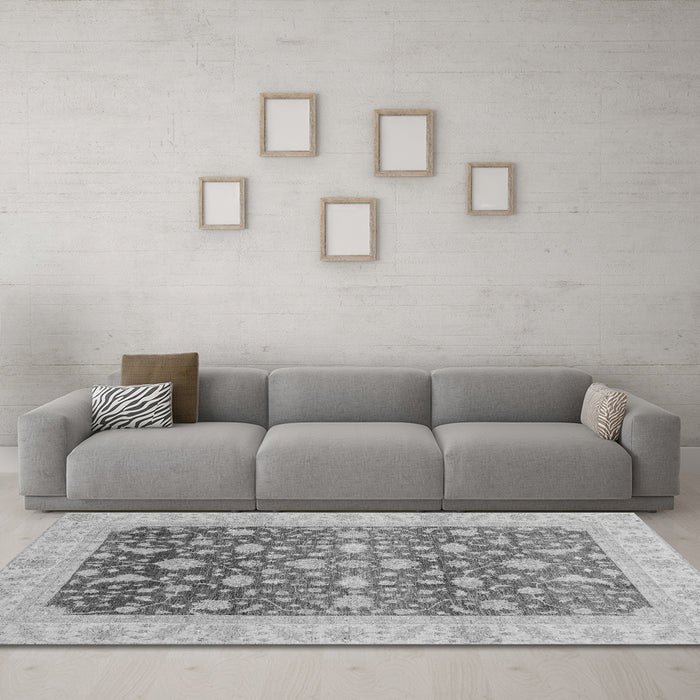 Machine Washable Oriental Gray Modern Rug in a Living Room,, wshabs4034gry