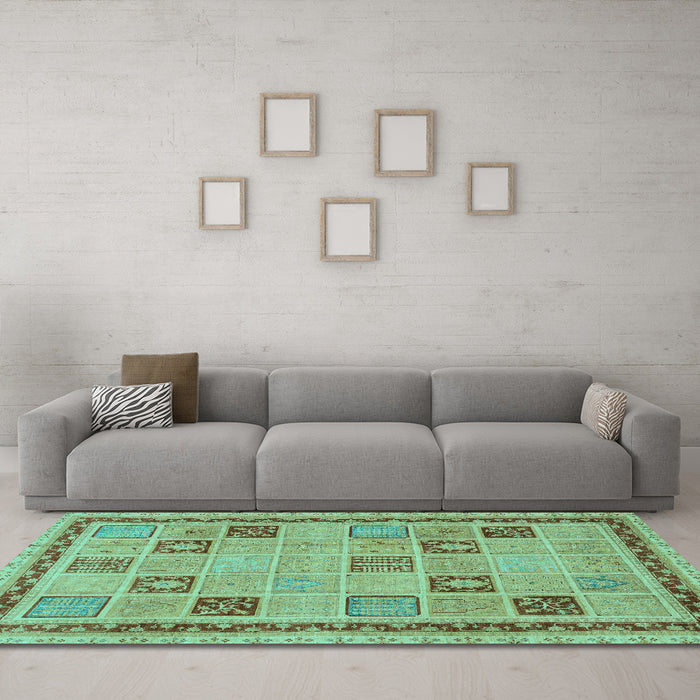 Machine Washable Oriental Turquoise Modern Area Rugs in a Living Room,, wshabs4036turq