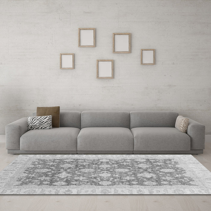 Machine Washable Oriental Gray Modern Rug in a Living Room,, wshabs4039gry