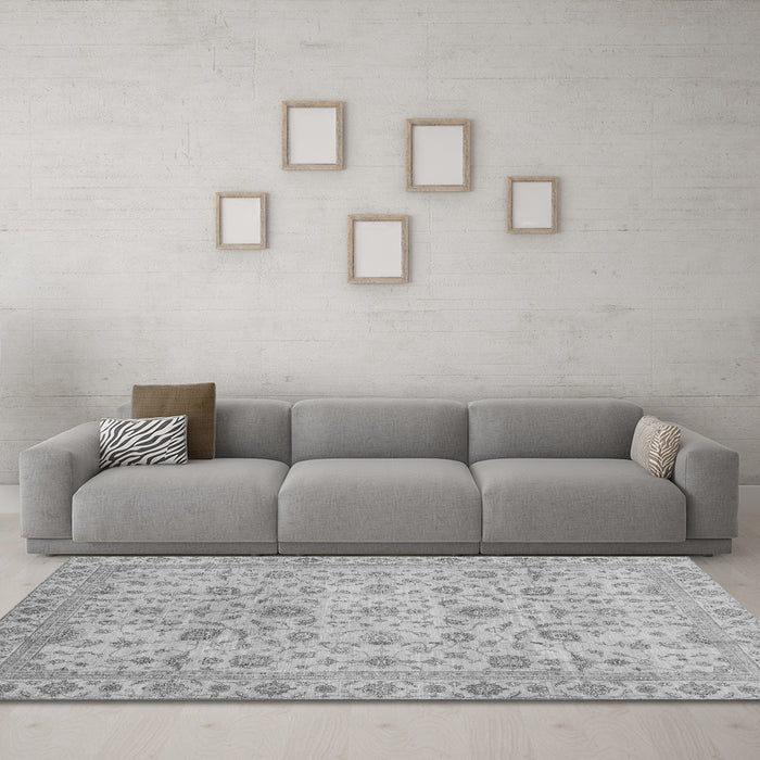 Machine Washable Oriental Gray Modern Rug in a Living Room,, wshabs4040gry