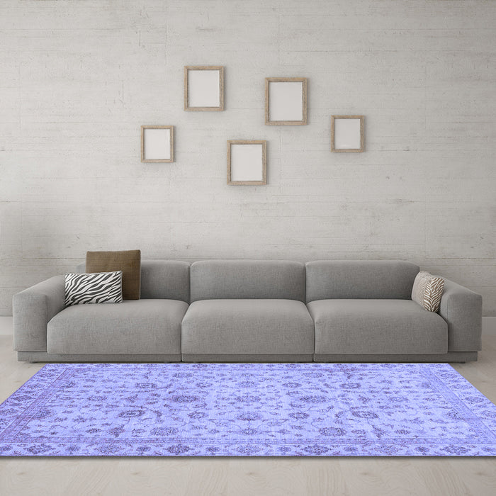 Machine Washable Oriental Blue Modern Rug in a Living Room, wshabs4040blu