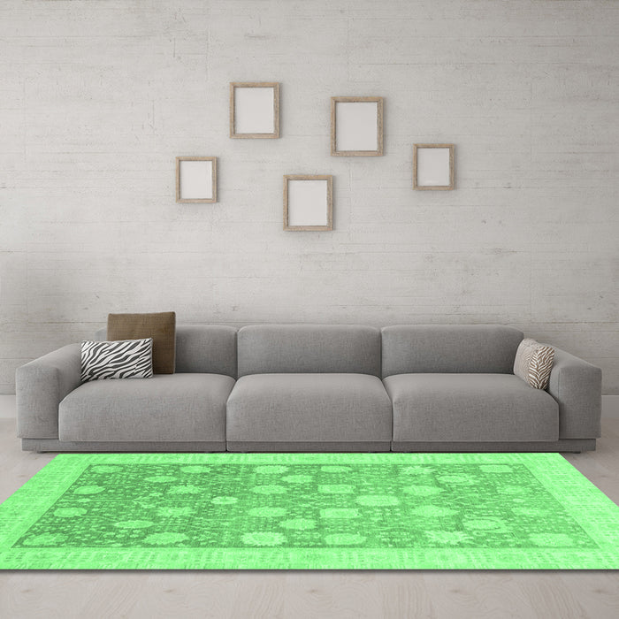 Machine Washable Oriental Emerald Green Modern Area Rugs in a Living Room,, wshabs4041emgrn