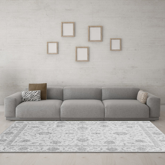 Machine Washable Oriental Gray Modern Rug in a Living Room,, wshabs4042gry
