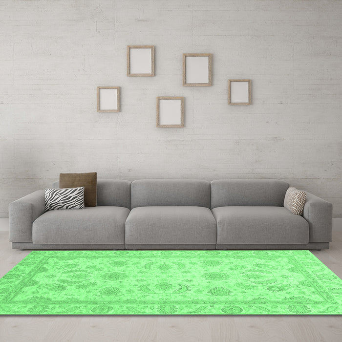 Machine Washable Oriental Emerald Green Modern Area Rugs in a Living Room,, wshabs4046emgrn