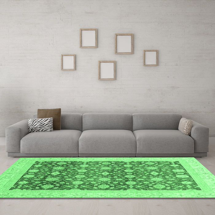 Machine Washable Oriental Emerald Green Modern Area Rugs in a Living Room,, wshabs4050emgrn