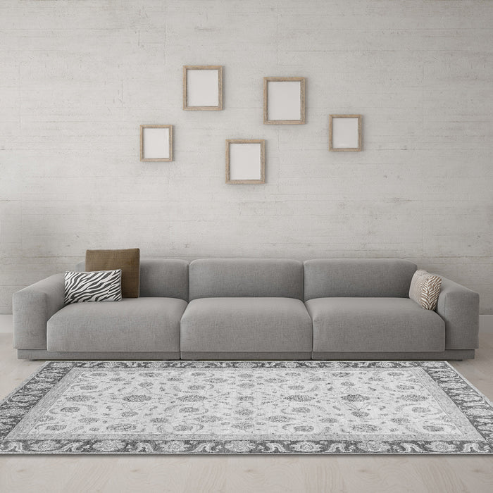 Machine Washable Oriental Gray Modern Rug in a Living Room,, wshabs4051gry