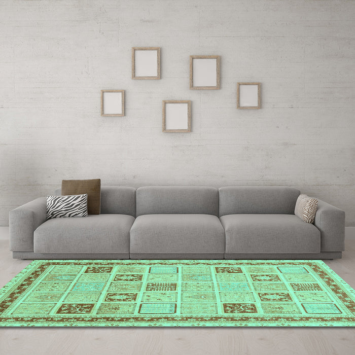 Machine Washable Oriental Turquoise Modern Area Rugs in a Living Room,, wshabs4053turq