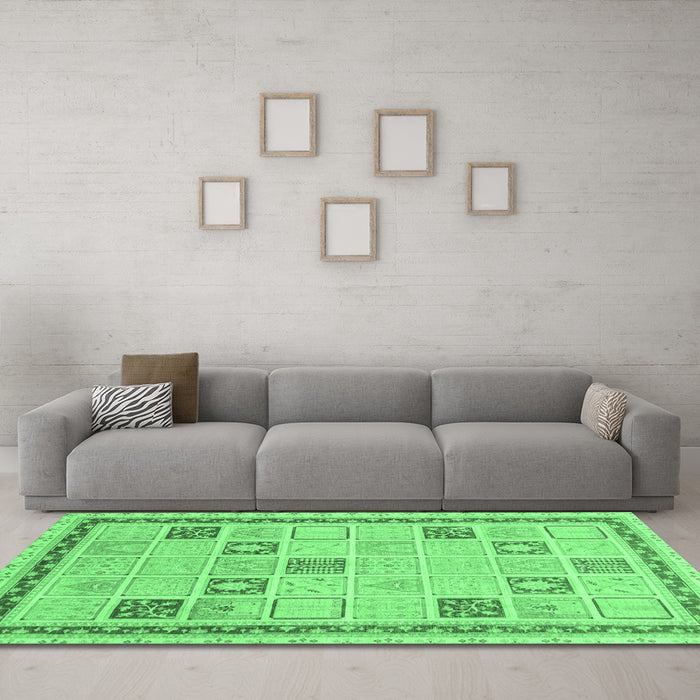 Machine Washable Oriental Emerald Green Modern Area Rugs in a Living Room,, wshabs4053emgrn