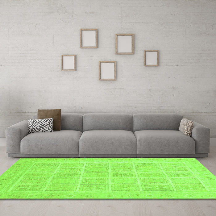 Machine Washable Abstract Green Modern Area Rugs in a Living Room,, wshabs4059grn