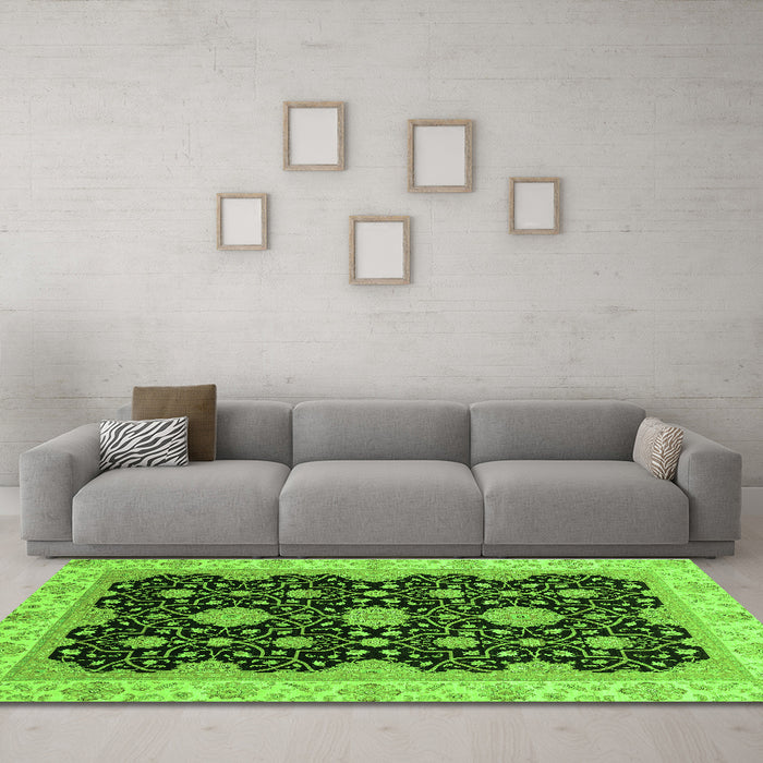 Machine Washable Oriental Green Traditional Area Rugs in a Living Room,, wshabs4060grn
