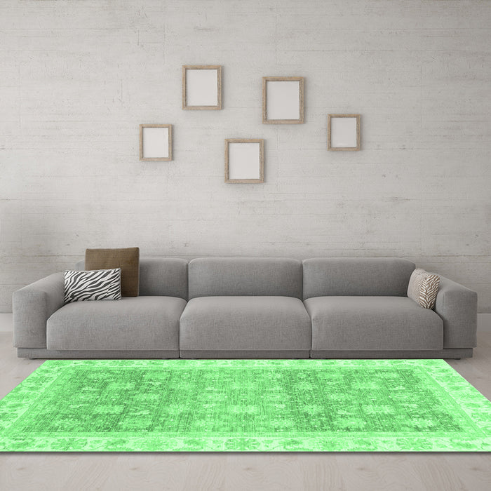 Machine Washable Oriental Emerald Green Traditional Area Rugs in a Living Room,, wshabs4062emgrn