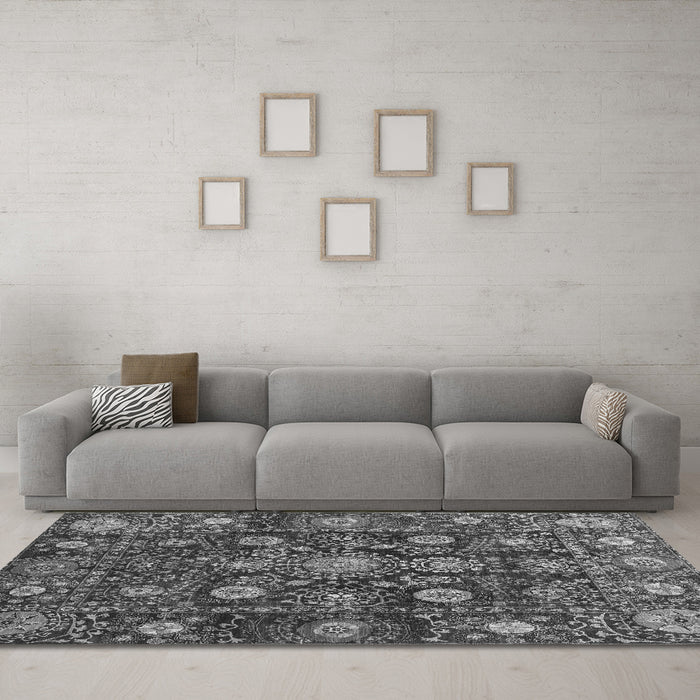 Machine Washable Oriental Gray Traditional Rug in a Living Room,, wshabs4066gry