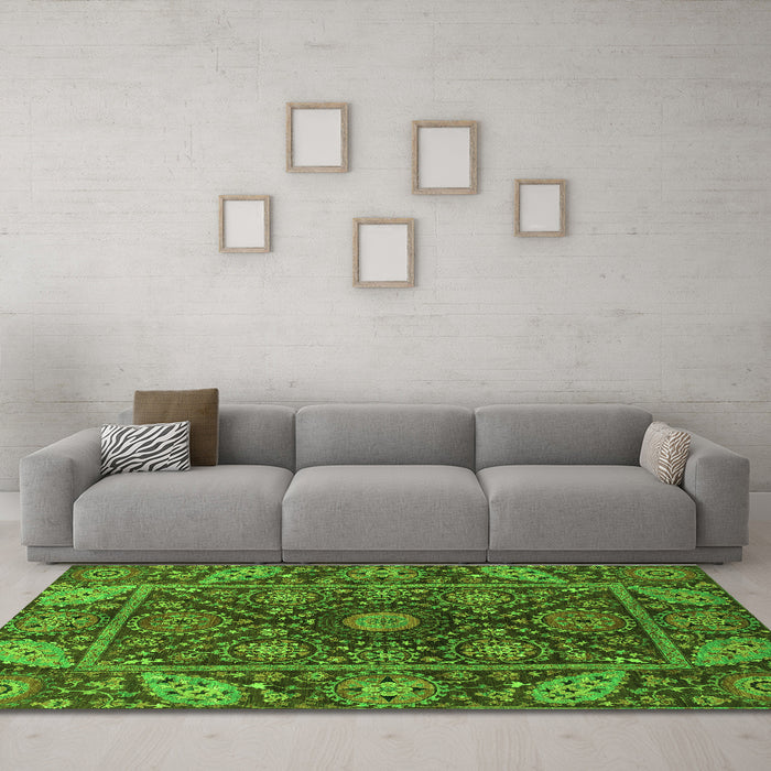 Machine Washable Oriental Green Traditional Area Rugs in a Living Room,, wshabs4069grn