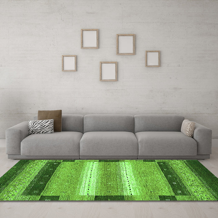 Machine Washable Abstract Green Modern Area Rugs in a Living Room,, wshabs406grn