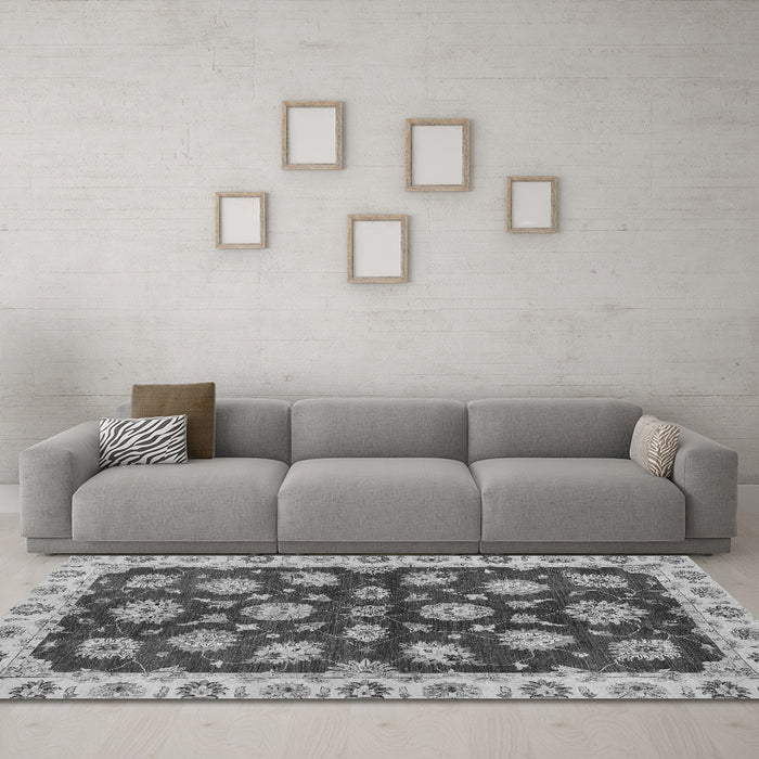 Machine Washable Oriental Gray Traditional Rug in a Living Room,, wshabs4076gry