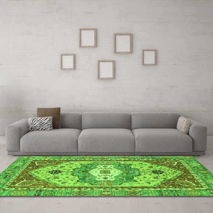 Machine Washable Abstract Green Modern Area Rugs in a Living Room,, wshabs4082grn