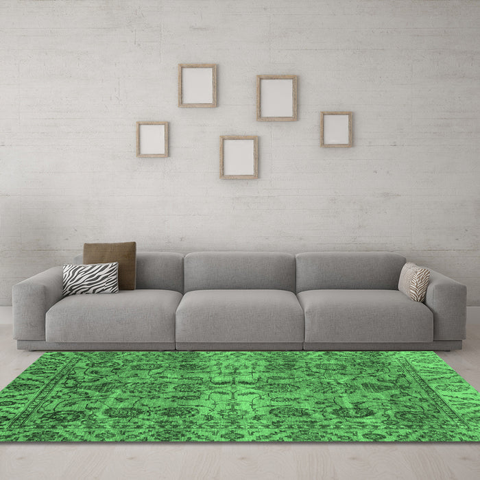 Machine Washable Abstract Emerald Green Modern Area Rugs in a Living Room,, wshabs4085emgrn