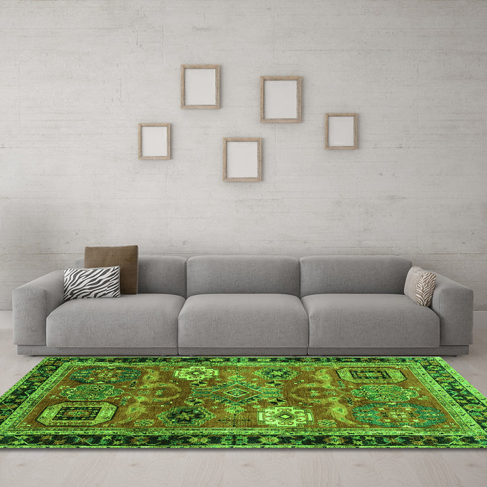 Machine Washable Abstract Green Modern Area Rugs in a Living Room,, wshabs4086grn