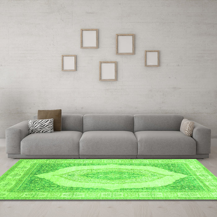 Machine Washable Abstract Green Modern Area Rugs in a Living Room,, wshabs4088grn
