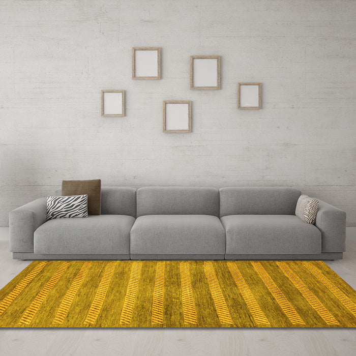 Machine Washable Abstract Yellow Modern Rug in a Living Room, wshabs40yw