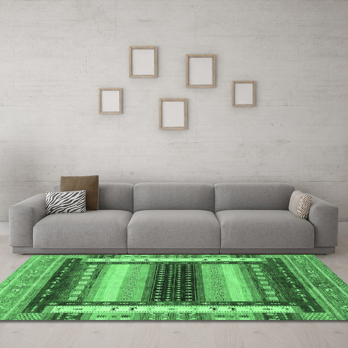 Machine Washable Abstract Emerald Green Modern Area Rugs in a Living Room,, wshabs4100emgrn