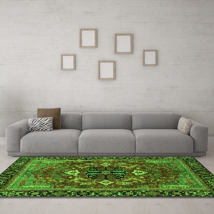 Machine Washable Abstract Green Modern Area Rugs in a Living Room,, wshabs4103grn
