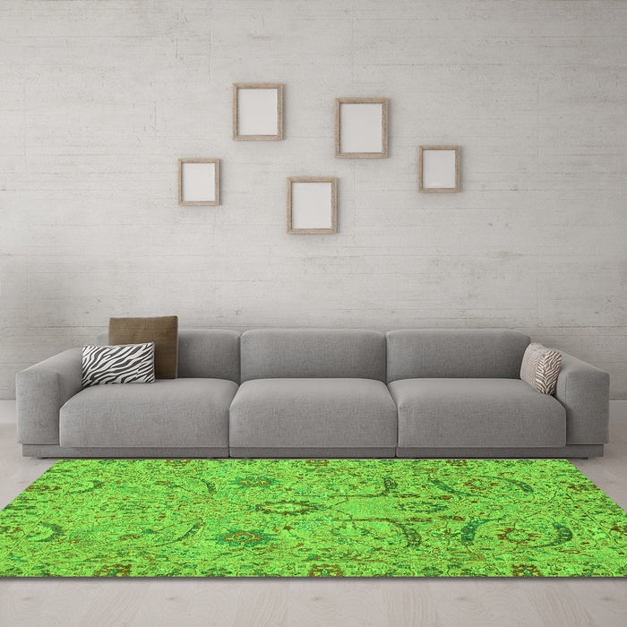 Machine Washable Abstract Green Modern Area Rugs in a Living Room,, wshabs4106grn