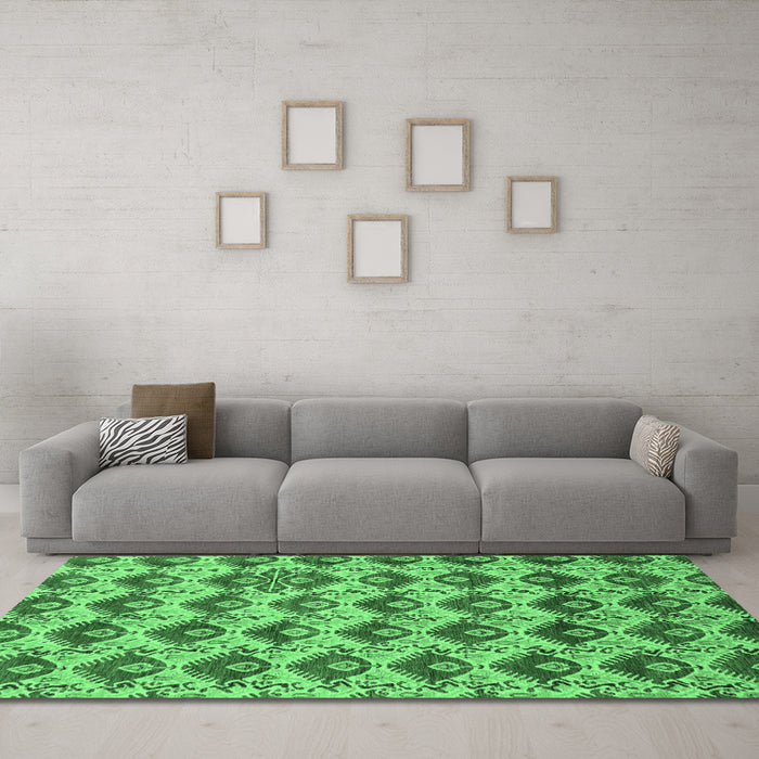 Machine Washable Abstract Emerald Green Modern Area Rugs in a Living Room,, wshabs4111emgrn