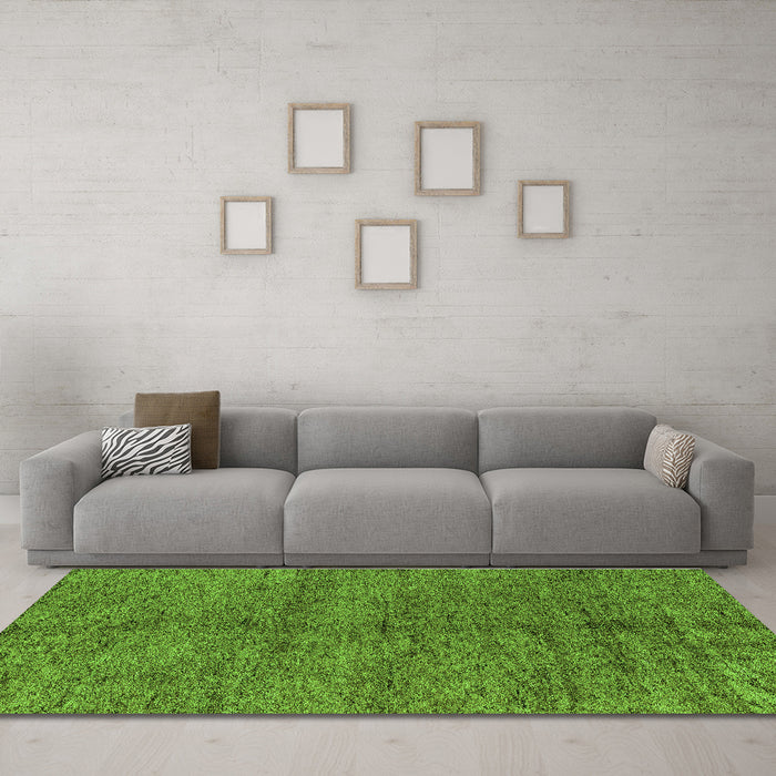 Machine Washable Abstract Green Modern Area Rugs in a Living Room,, wshabs4117grn