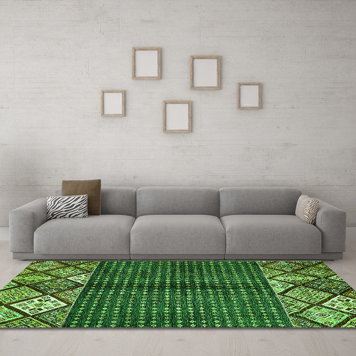 Machine Washable Abstract Green Modern Area Rugs in a Living Room,, wshabs411grn