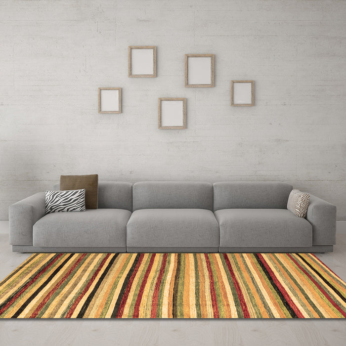 Machine Washable Abstract Brown Modern Rug in a Living Room,, wshabs4126brn