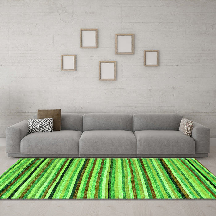 Machine Washable Abstract Green Modern Area Rugs in a Living Room,, wshabs4126grn
