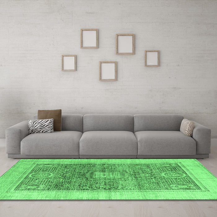 Machine Washable Abstract Emerald Green Modern Area Rugs in a Living Room,, wshabs4131emgrn