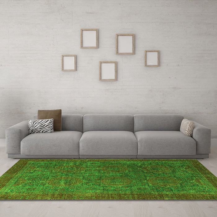 Machine Washable Oriental Green Modern Area Rugs in a Living Room,, wshabs4137grn