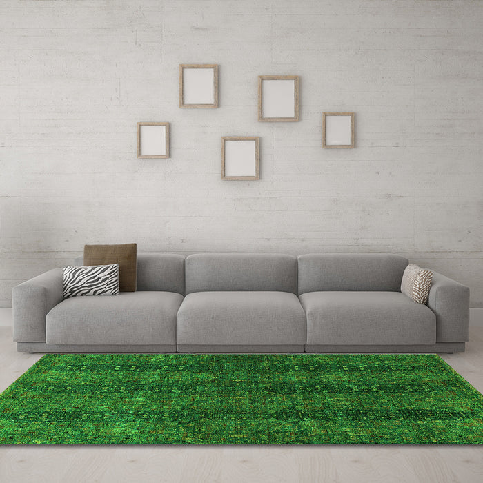 Machine Washable Oriental Green Modern Area Rugs in a Living Room,, wshabs4138grn