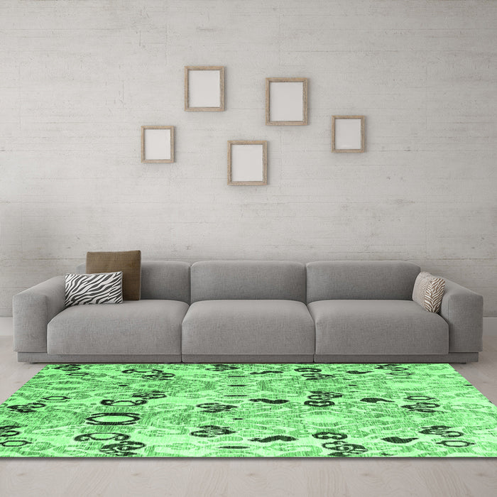 Machine Washable Oriental Emerald Green Modern Area Rugs in a Living Room,, wshabs4143emgrn