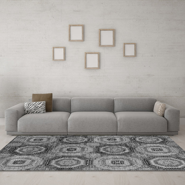 Machine Washable Oriental Gray Modern Rug in a Living Room,, wshabs4146gry