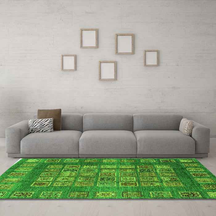 Machine Washable Abstract Green Modern Area Rugs in a Living Room,, wshabs4154grn