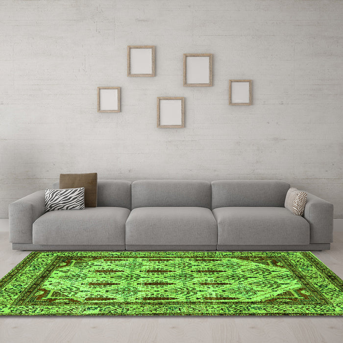 Machine Washable Abstract Green Modern Area Rugs in a Living Room,, wshabs4160grn